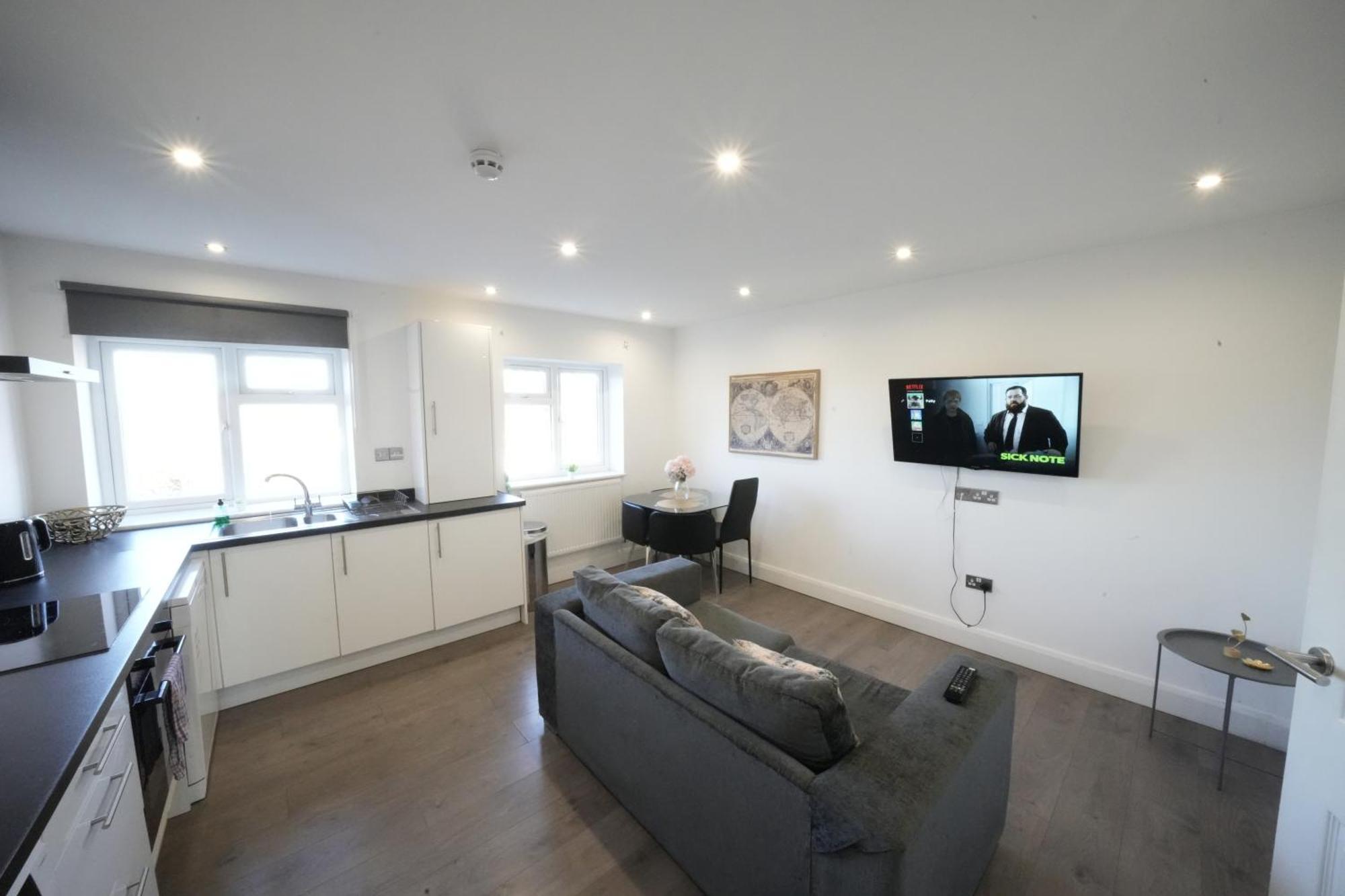 Hatton Apartments Heathrow Airport- Free Parking-Free Underground To And From Heathrow Airport Hatton Cross See Picture-See London Fast Hatton Cross To Central London 30Min Extérieur photo