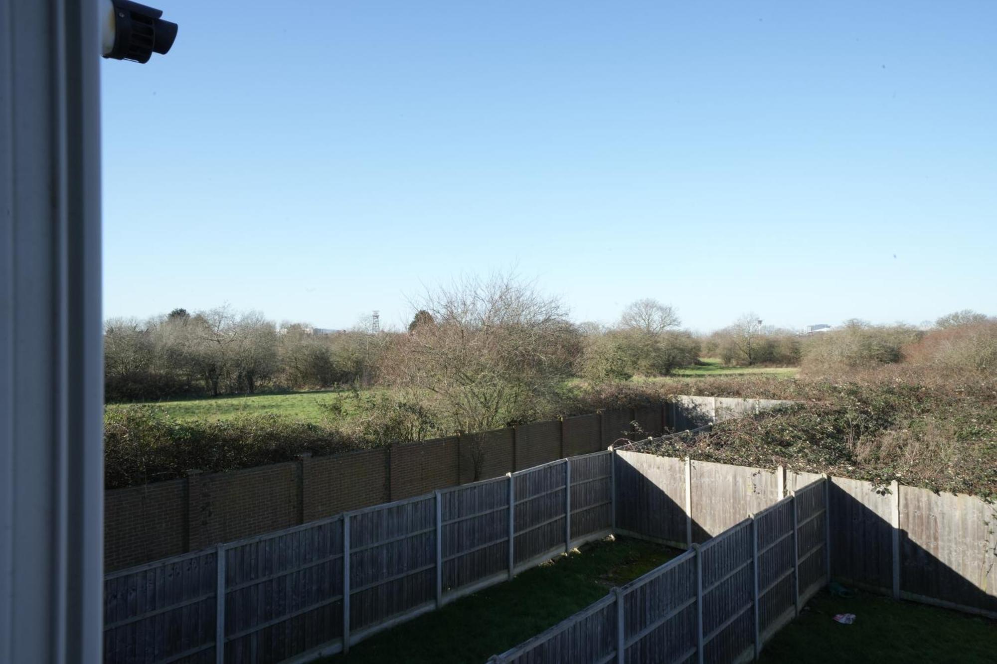 Hatton Apartments Heathrow Airport- Free Parking-Free Underground To And From Heathrow Airport Hatton Cross See Picture-See London Fast Hatton Cross To Central London 30Min Extérieur photo